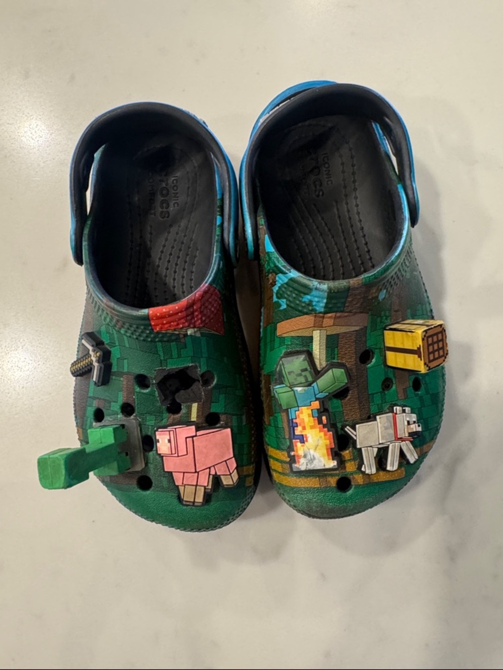 Kids Green Minecraft Crocs-Style Clog with Charms Child’s 11